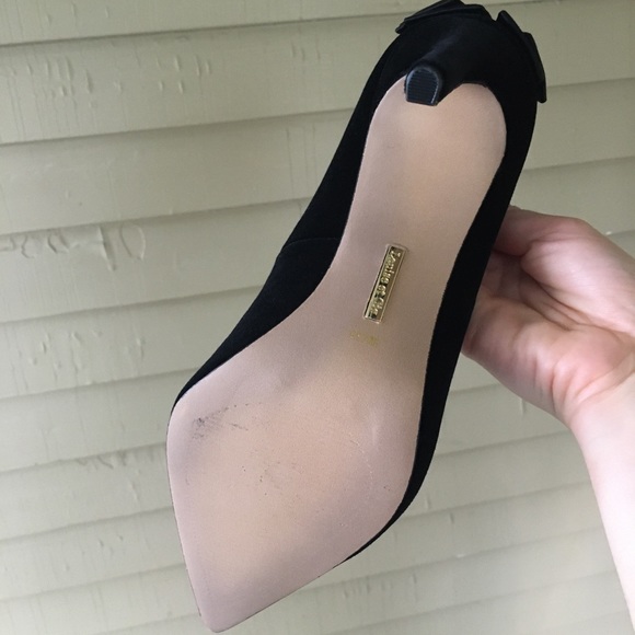✨(Louise et Cie) WORN ONCE velvet heels - Picture 7 of 12